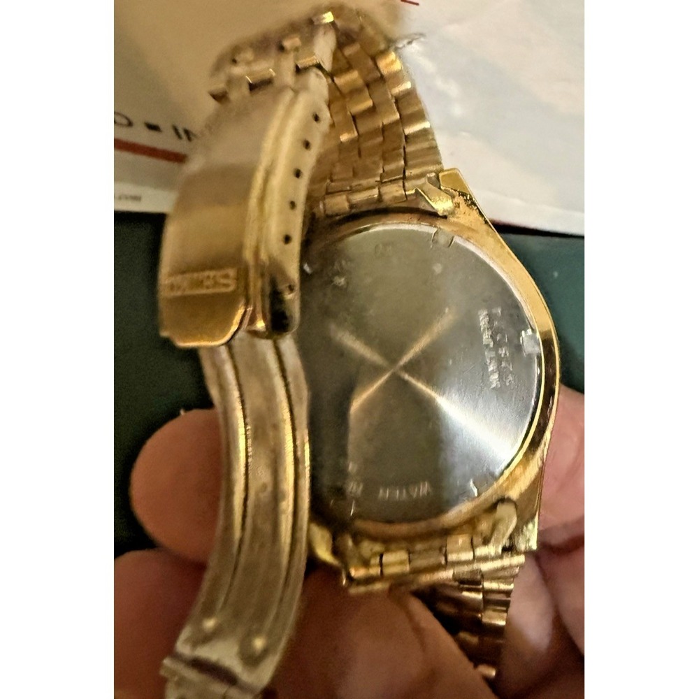 Vtg Quartz Seiko Man's‎ Wrist Watch 7N43-9048  - Timeless Elegance Working - Picture 5 of 10
